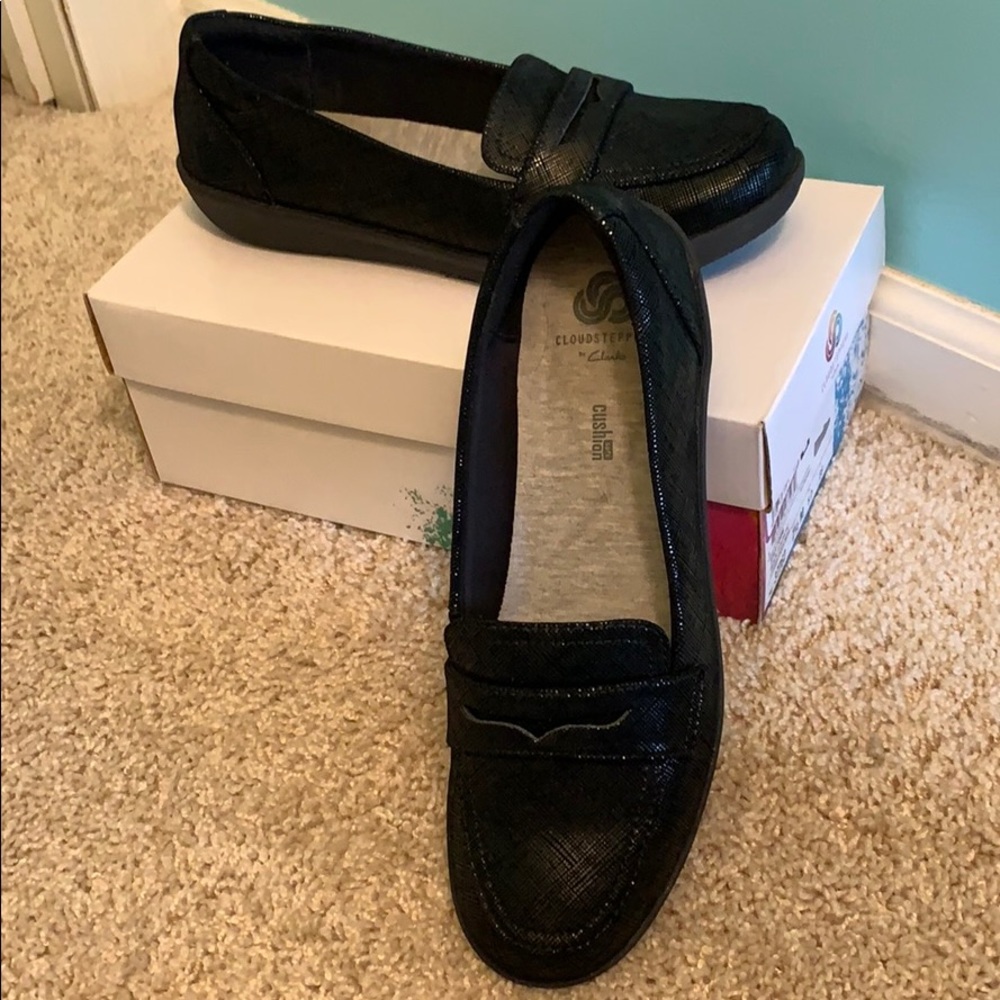 Black flats